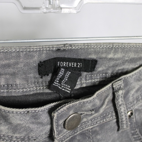 Forever 21 Acid Wash Jeans - Picture 6 of 6